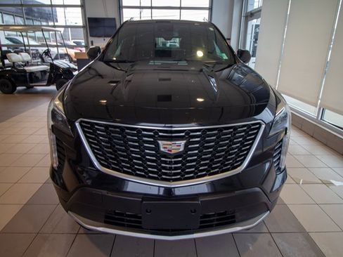 Certified 2019 Cadillac XT4 Premium Luxury image 3