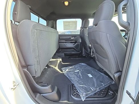 New 2026 RAM 1500 Express AWD/4WD image 41