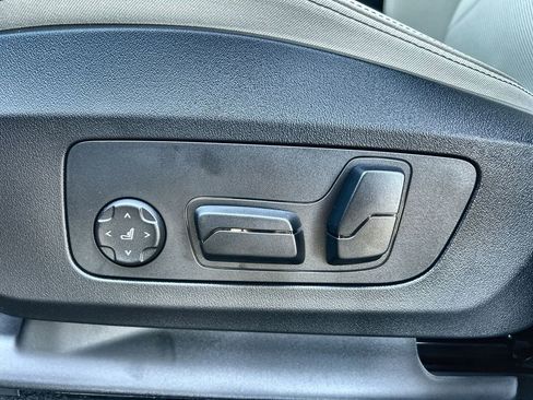 New 2026 BMW X1 xDrive28i w/ Technology Package image 16