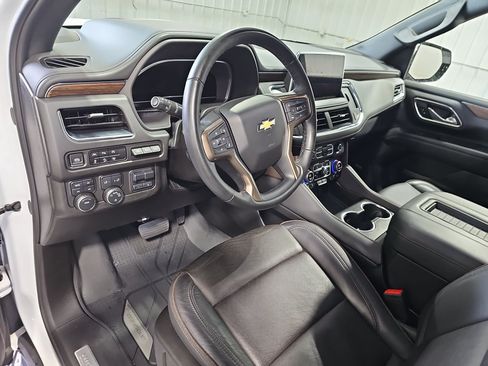 Used 2024 Chevrolet Suburban High Country w/ Max Trailering Package AWD/4WD image 16
