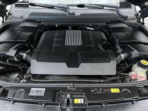 Used 2016 Land Rover LR4 AWD/4WD image 29