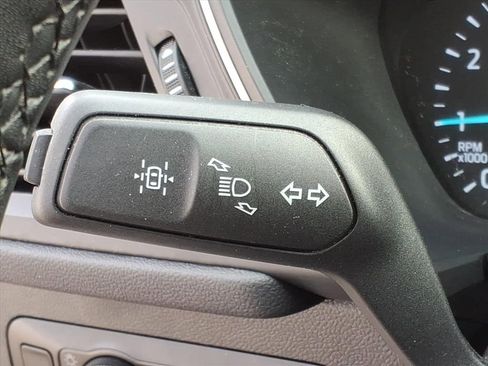 Used 2022 Ford Escape SE w/ Convenience Package image 24