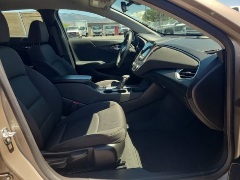 Certified 2024 Chevrolet Malibu LT FWD image 29