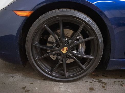 Certified 2025 Porsche 718 Cayman RWD image 14
