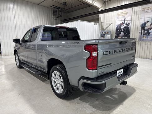 Used 2024 Chevrolet Silverado 1500 RST w/ Dark Appearance Package AWD/4WD image 6