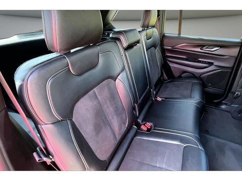 Certified 2023 Jeep Grand Cherokee Altitude AWD/4WD image 41
