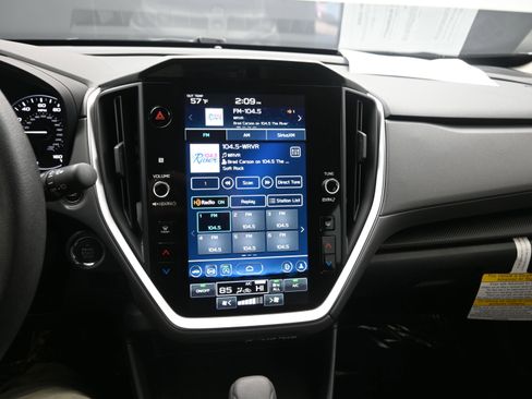 Used 2025 Subaru Crosstrek 2.0i Premium w/ Crosstrek Mirror Package image 18