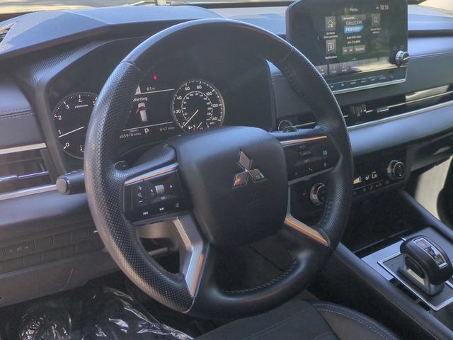 Used 2024 Mitsubishi Outlander SE Black Edition AWD/4WD image 31