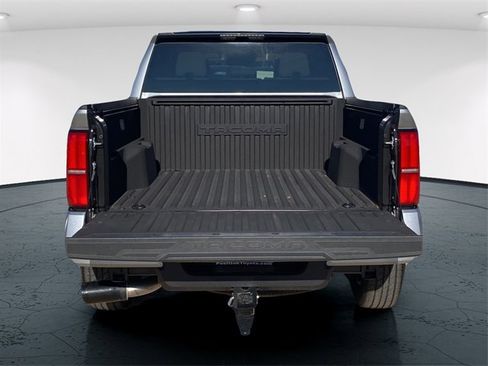 Used 2025 Toyota Tacoma SR5 image 14