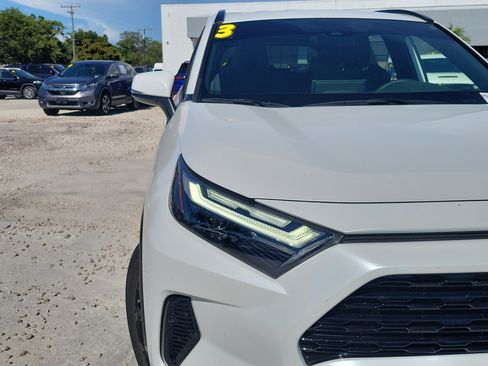 Used 2023 Toyota RAV4 SE AWD/4WD image 7