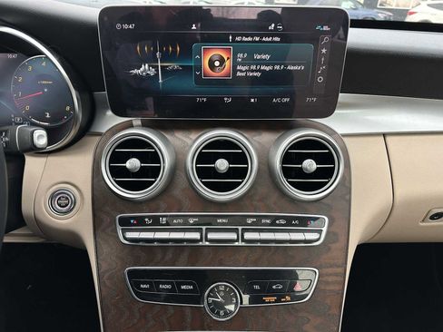 Used 2021 Mercedes-Benz C 300 4MATIC Sedan image 25