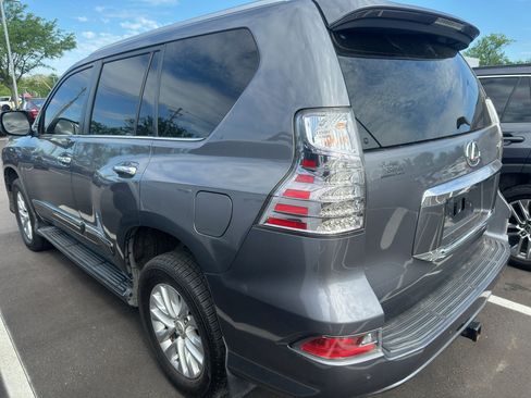 Used 2017 Lexus GX 460 Premium AWD/4WD image 4