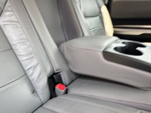 Used 2016 Toyota Tundra Limited RWD image 32