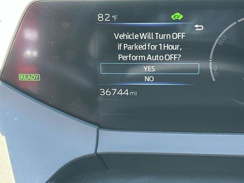Used 2023 Toyota Prius XLE FWD image 20