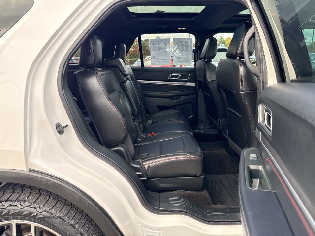 Used 2018 Ford Explorer Sport AWD/4WD image 10