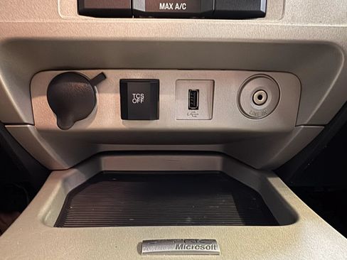 Used 2011 Ford Escape XLT FWD image 15