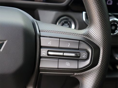 Used 2024 Chevrolet Colorado Trail Boss w/ Technology Package image 33