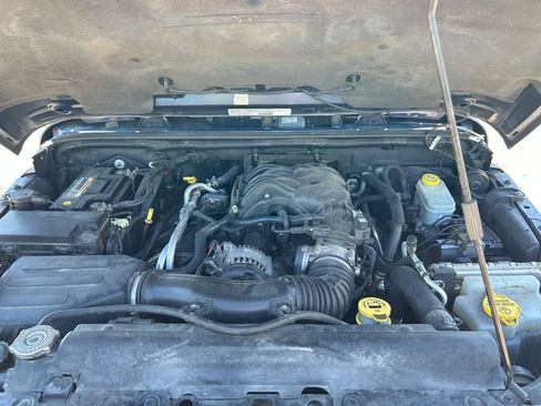Used 2013 Jeep Wrangler Unlimited Sport AWD/4WD image 23