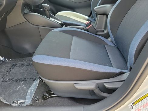 Used 2025 Nissan Versa SV w/ Trunk Package FWD image 15