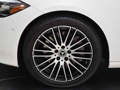 Used 2023 Mercedes-Benz C 300 Sedan image 12