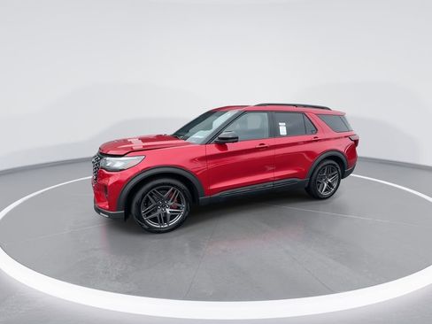 Used 2025 Ford Explorer ST w/ Sun And Sound Package image 5