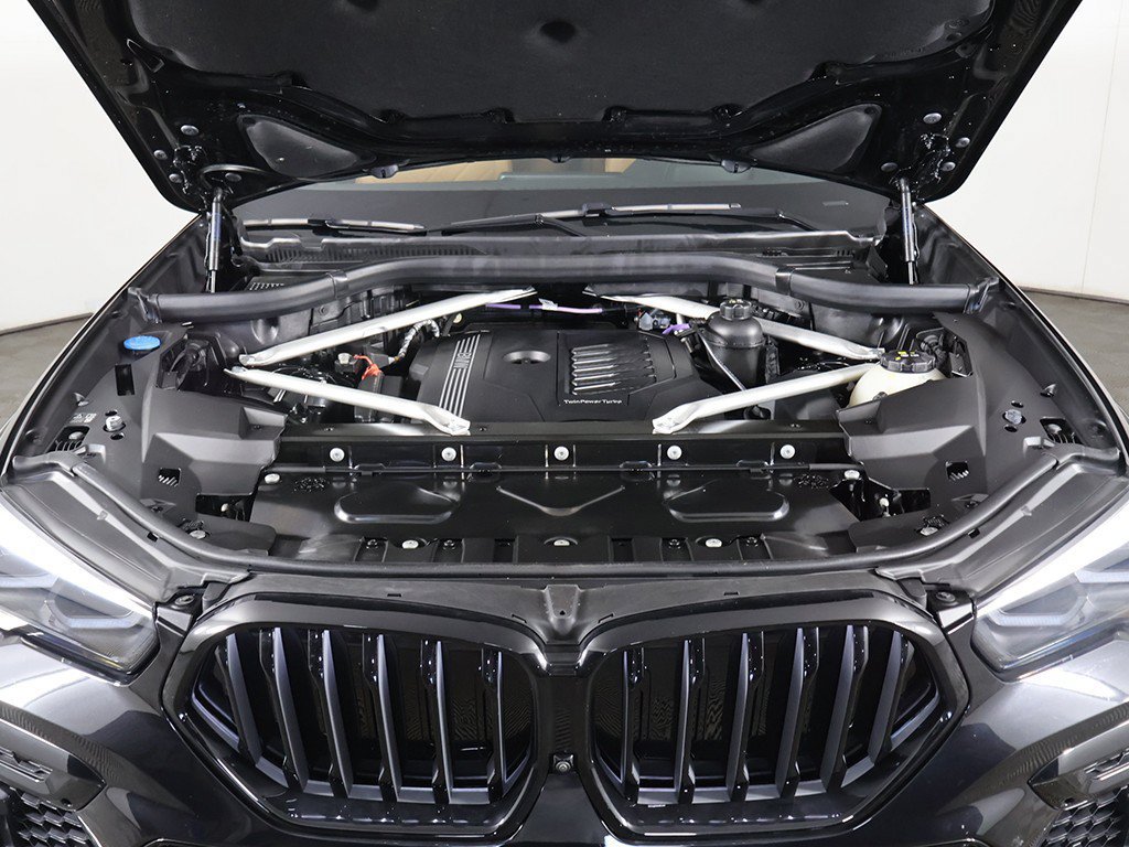 Used 2023 BMW X6 xDrive40i w/ M Sport Package AWD/4WD image 22