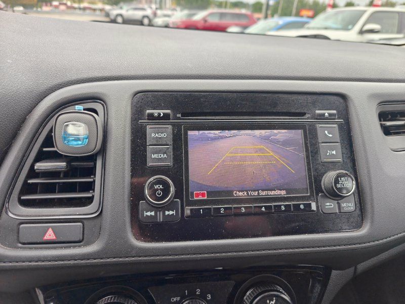 Used 2019 Honda HR-V LX image 13