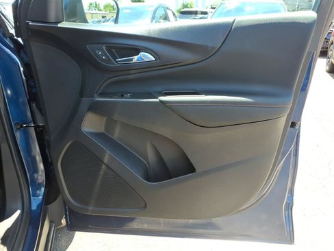 Used 2023 Chevrolet Equinox RS AWD/4WD image 31