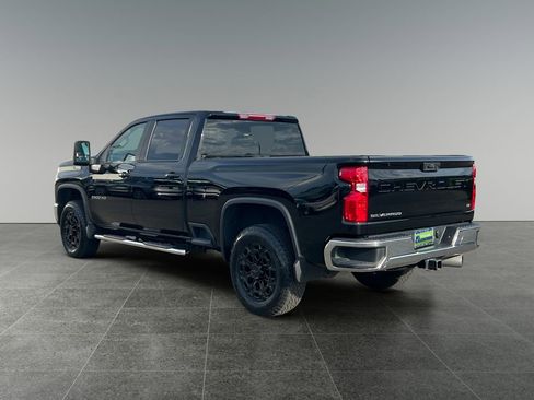 Used 2024 Chevrolet Silverado 2500 LT w/ Convenience Package AWD/4WD image 8