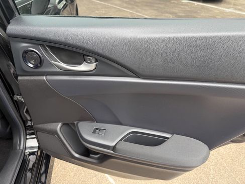 Used 2019 Honda Civic EX image 27