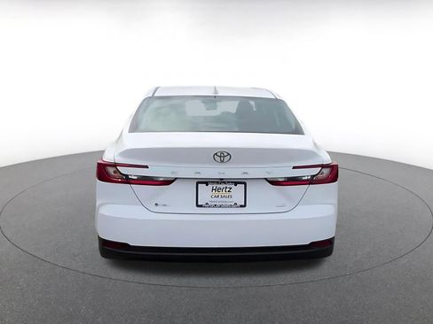 Used 2025 Toyota Camry LE image 11