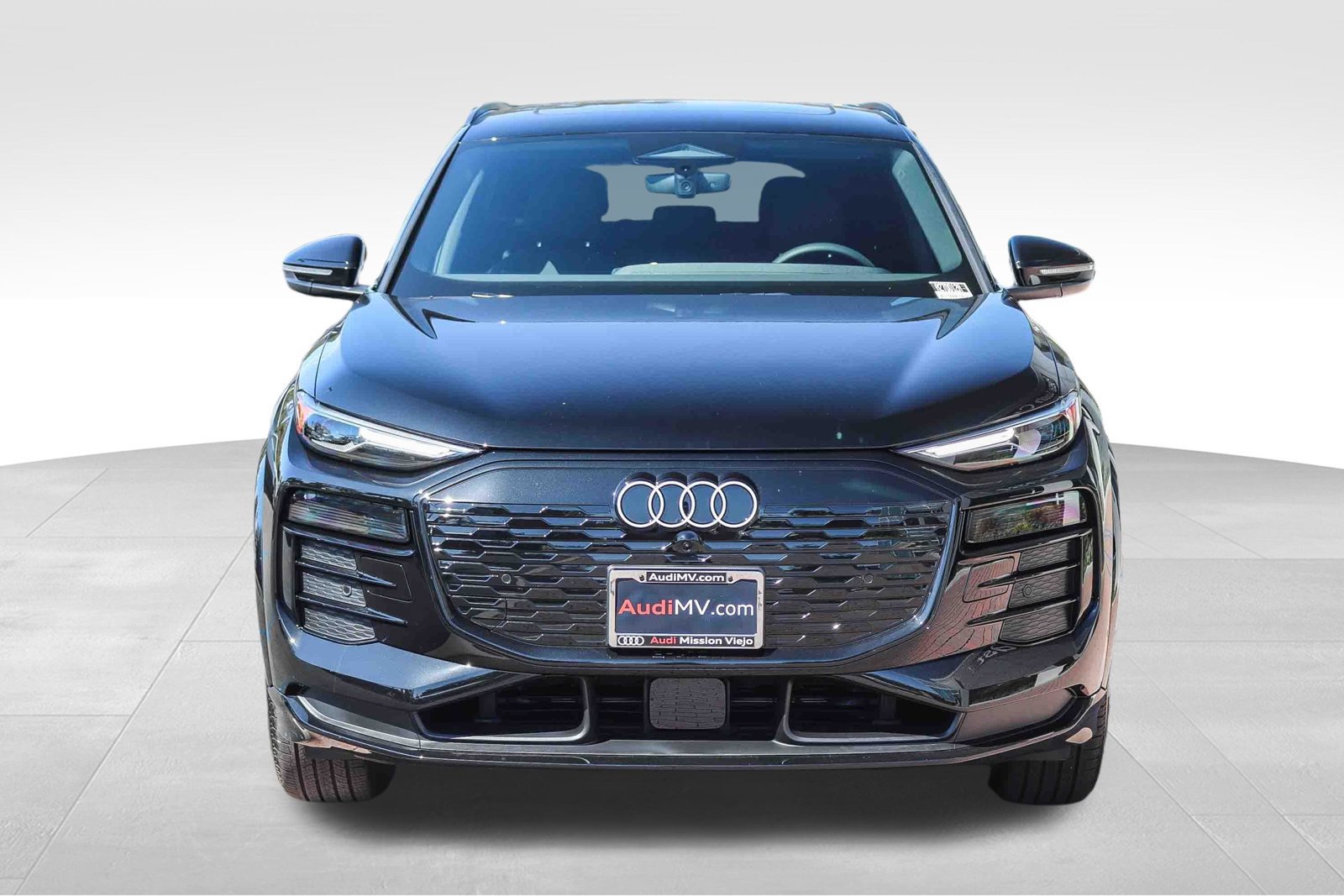 Used 2027 Audi Q6 e-tron Premium AWD/4WD image 2