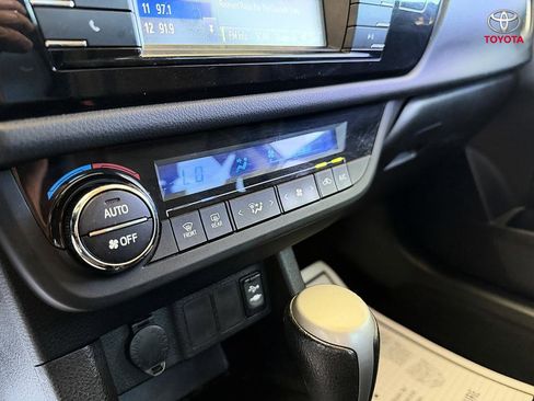 Used 2015 Toyota Corolla S FWD image 20