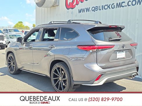 Used 2021 Toyota Highlander XSE FWD image 5