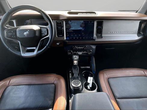 Used 2022 Ford Bronco Outer Banks AWD/4WD image 14