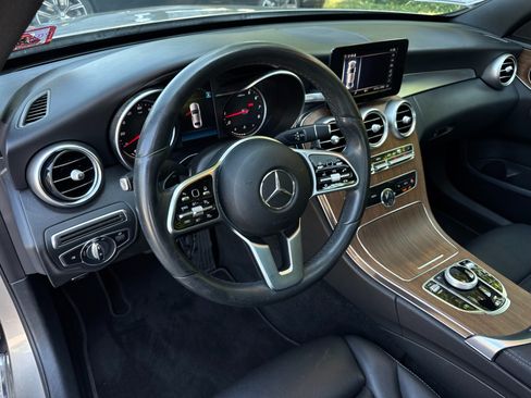 Used 2019 Mercedes-Benz C 300 4MATIC Sedan image 12