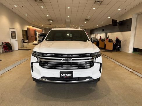 Used 2021 Chevrolet Tahoe Premier AWD/4WD image 2