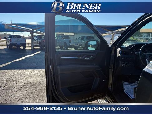 Used 2021 GMC Yukon Denali w/ Max Trailering Package image 10