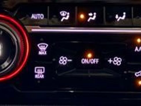 Used 2023 Chevrolet Silverado 1500 RST image 32