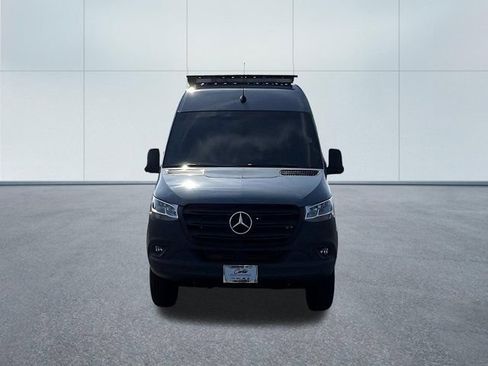 Used 2022 Mercedes-Benz Sprinter 2500 image 2