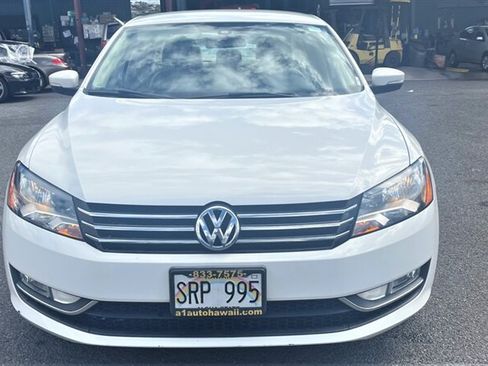 Used 2015 Volkswagen Passat 1.8T Limited Edition FWD image 7