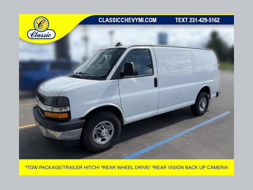 Used 2020 Chevrolet Express 2500 w/ Driver Convenience Package RWD image 1