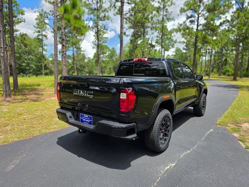 New 2026 GMC Canyon Elevation w/ Convenience Package RWD image 5
