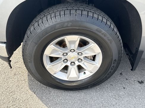 Used 2021 Chevrolet Silverado 1500 LT image 10