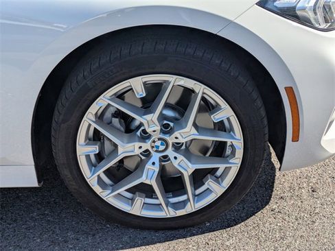 Used 2025 BMW 330i xDrive Sedan image 9