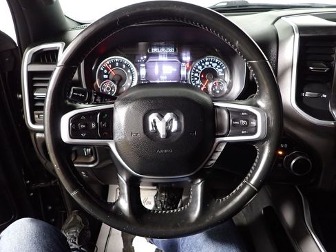 Used 2021 RAM 1500 Big Horn AWD/4WD image 25