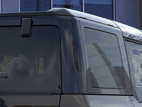 New 2025 Ford Bronco Badlands w/ Sasquatch Package image 25