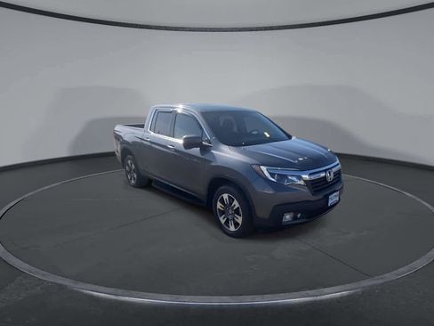 Used 2019 Honda Ridgeline RTL-T image 2