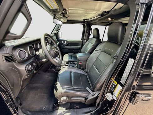 Used 2023 Jeep Wrangler Unlimited Sahara AWD/4WD image 23