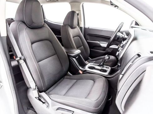 Used 2018 Chevrolet Colorado LT image 32